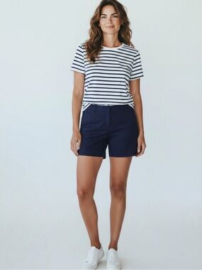 Talbots Perfect 5” Shorts ~ Navy